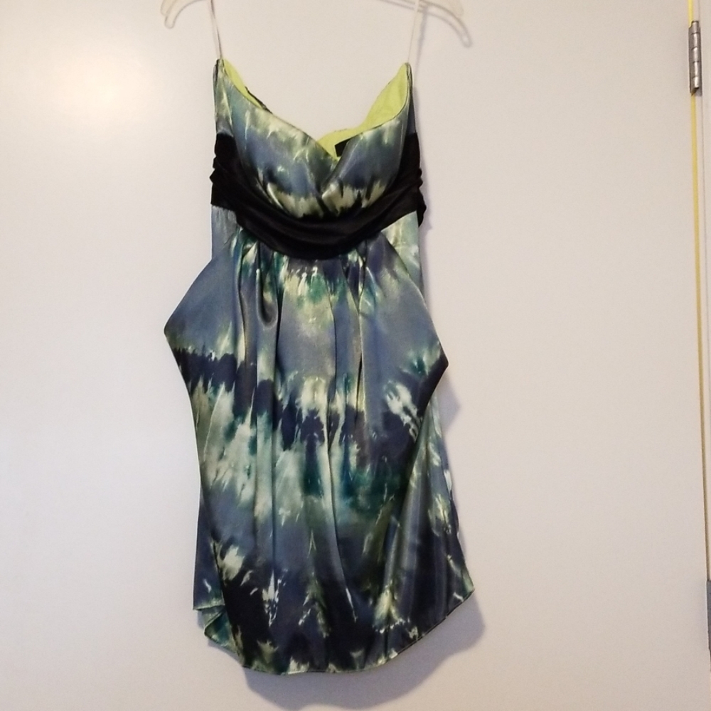 Pocketed women's dress